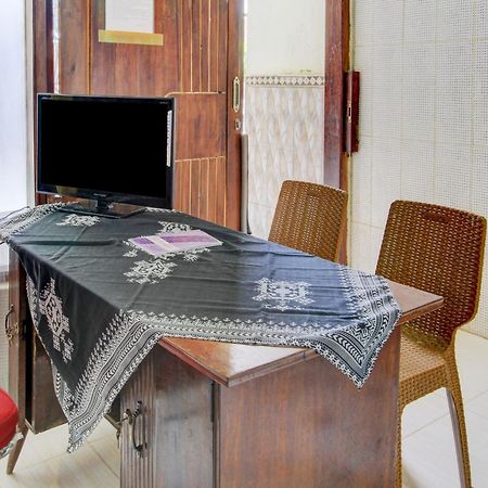 Oyo 90725 Zeevanna Guest House Syariah Kediri  Exterior foto